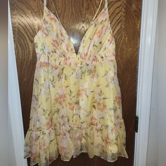 Mac Duggal 70240 Strappy Back Yellow Floral Dress NWT SIZE 8 RETAIL $278 - Picture 5 of 8
